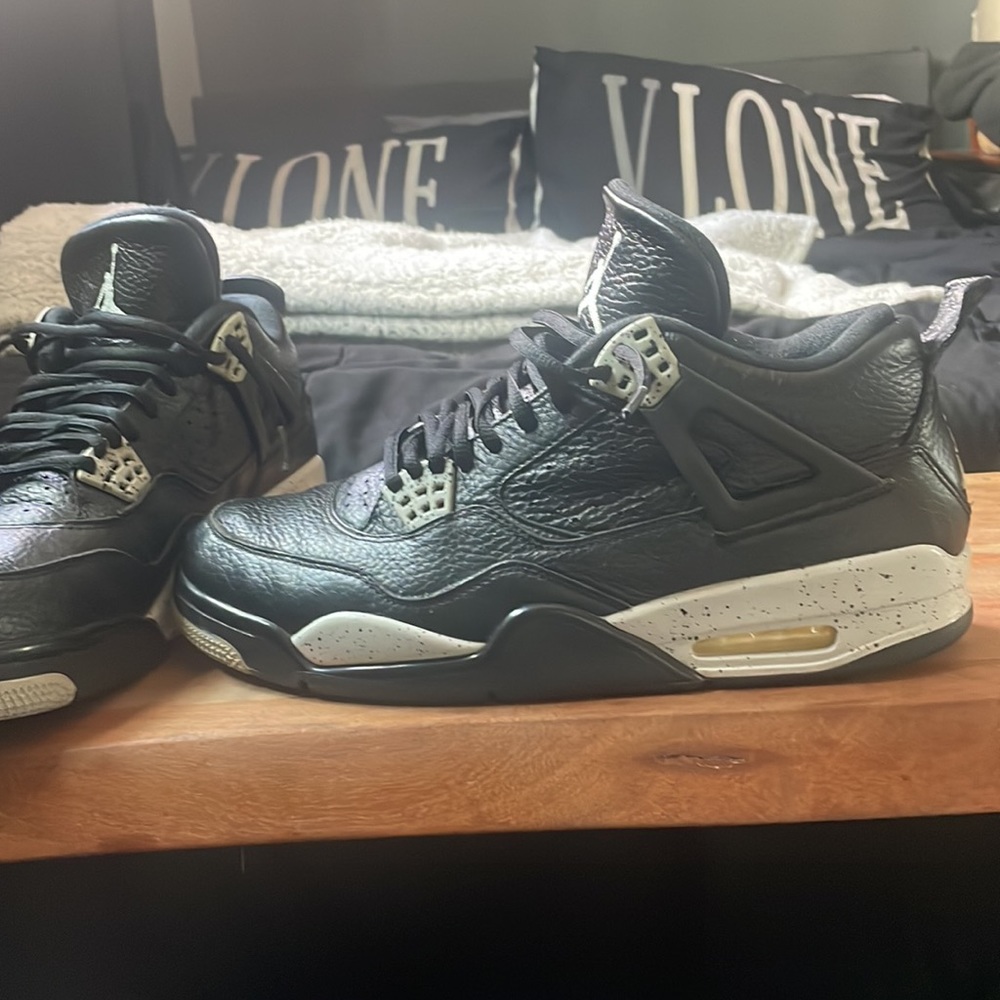 Jordan 4 Oreos - Picture 3 of 4